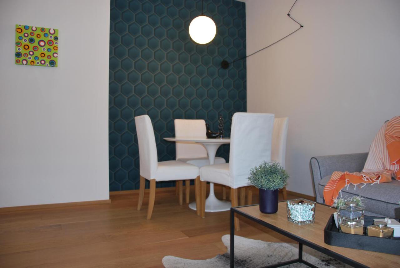 Suite 51 Appartamento Con Terrazzo A 50 Mt Dal Lago - Private Parking (Adults Only) Арона Екстер'єр фото