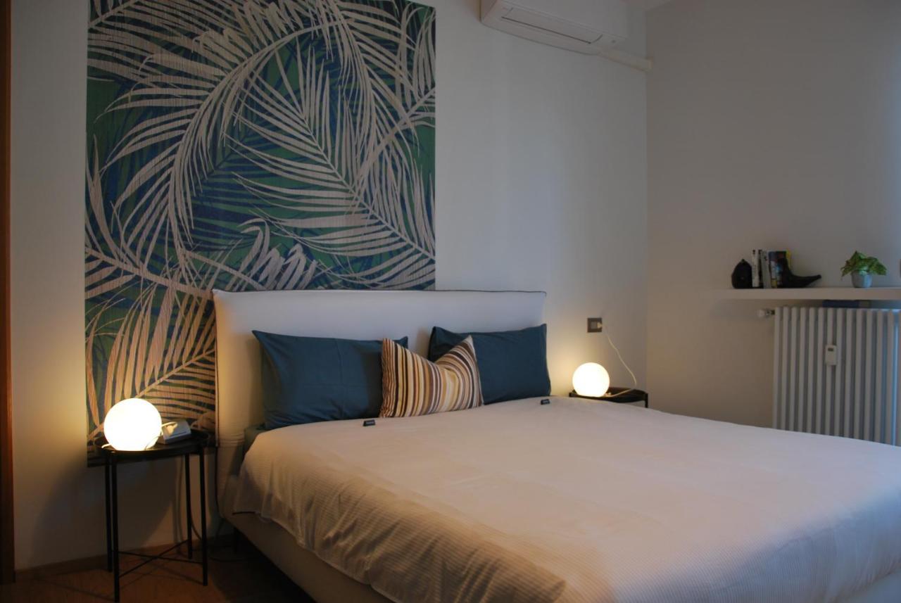 Suite 51 Appartamento Con Terrazzo A 50 Mt Dal Lago - Private Parking (Adults Only) Арона Екстер'єр фото