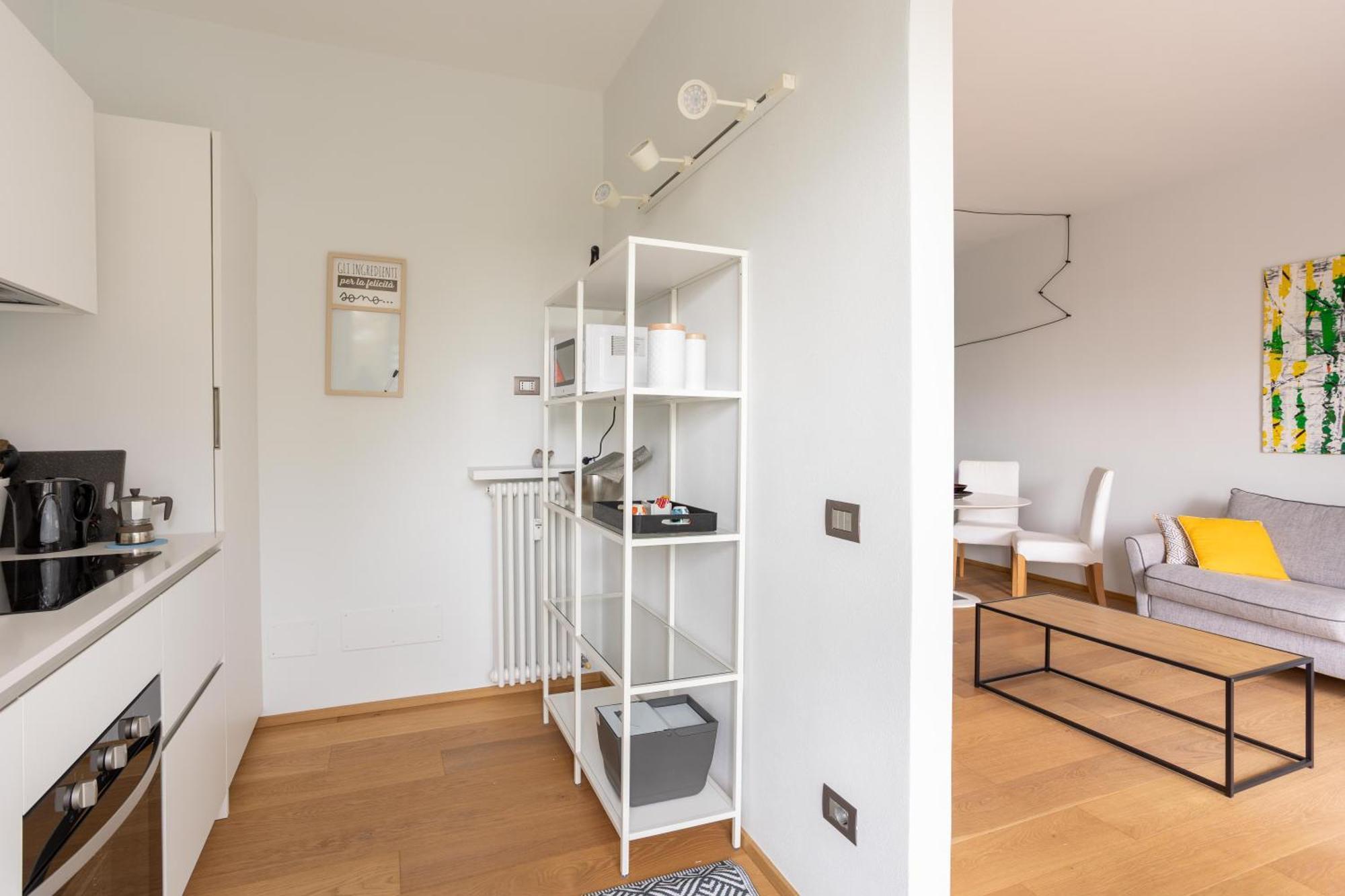 Suite 51 Appartamento Con Terrazzo A 50 Mt Dal Lago - Private Parking (Adults Only) Арона Екстер'єр фото