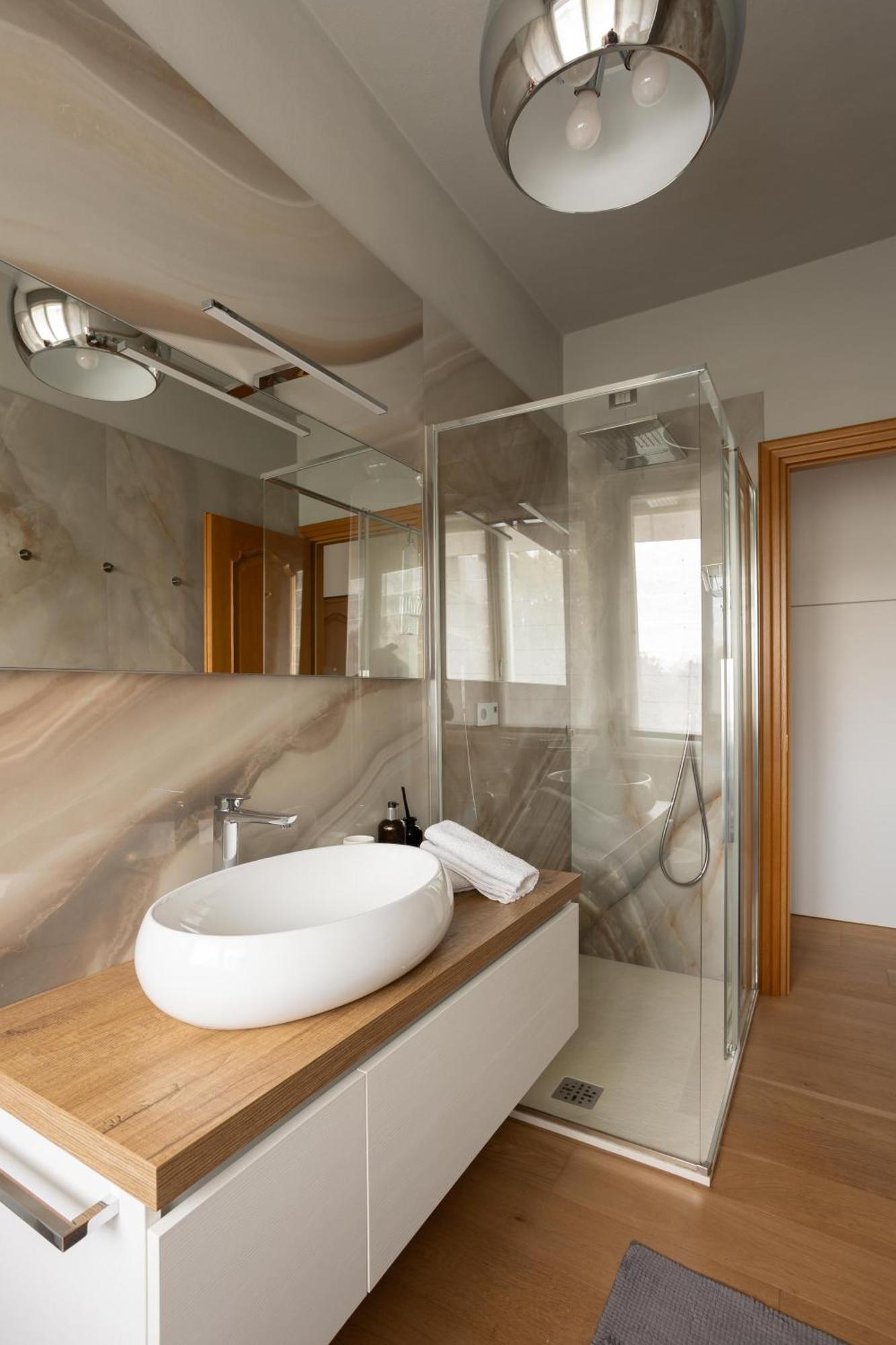Suite 51 Appartamento Con Terrazzo A 50 Mt Dal Lago - Private Parking (Adults Only) Арона Екстер'єр фото