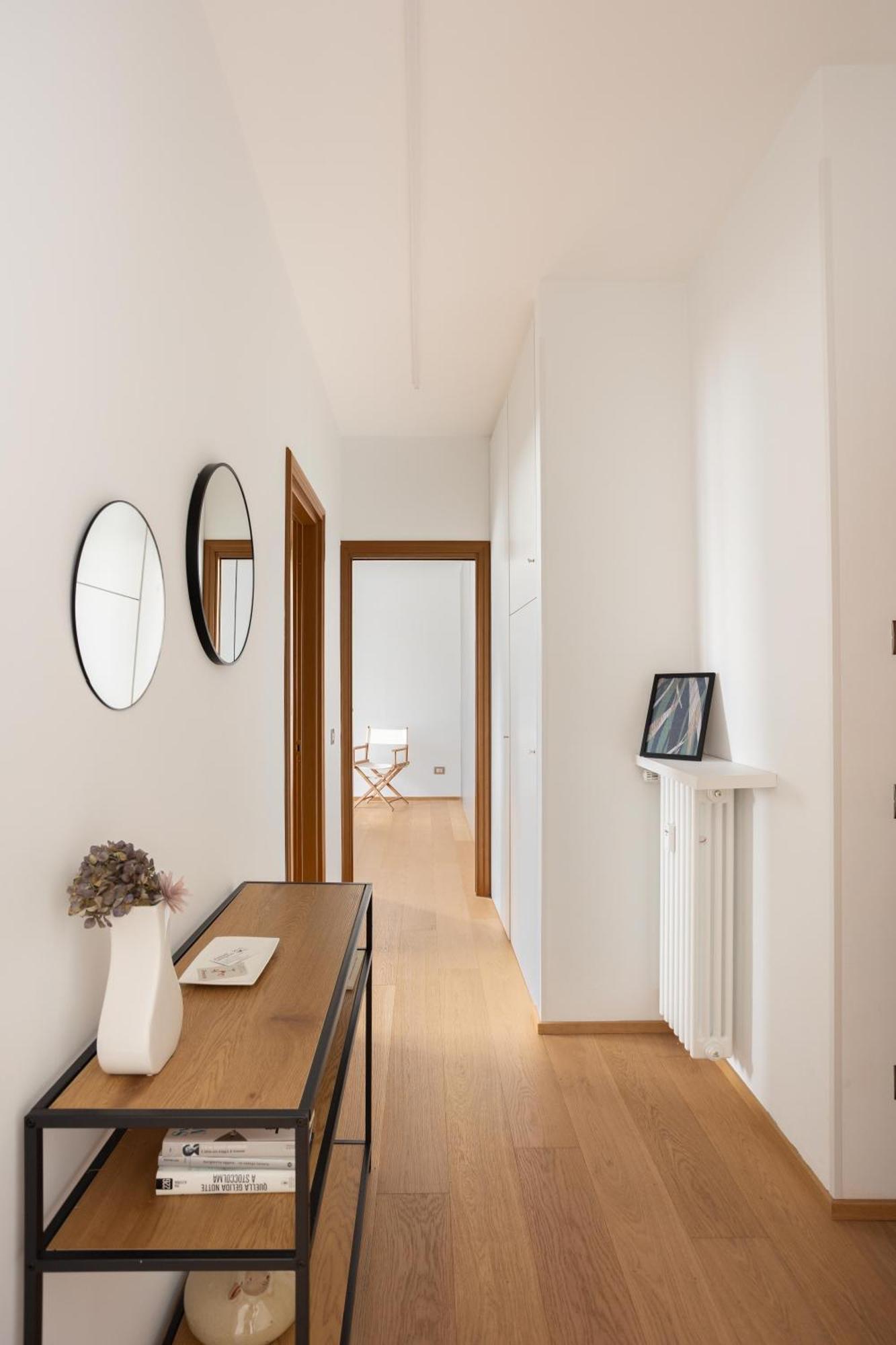 Suite 51 Appartamento Con Terrazzo A 50 Mt Dal Lago - Private Parking (Adults Only) Арона Екстер'єр фото